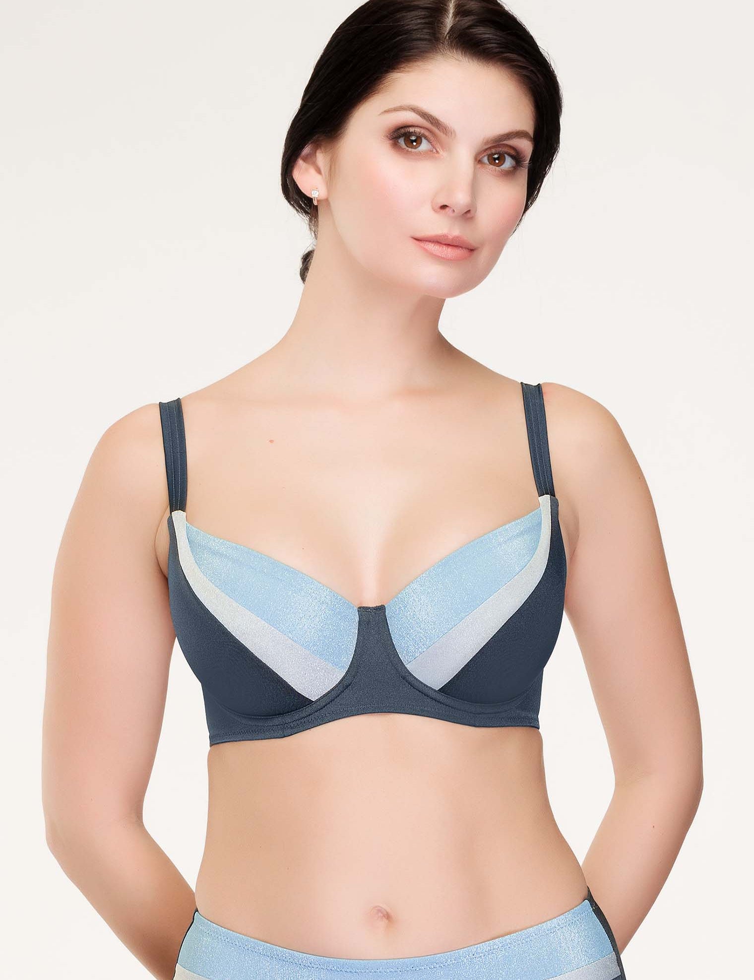 Lauma, Grey Bikini Top, On Model Front, 19J20