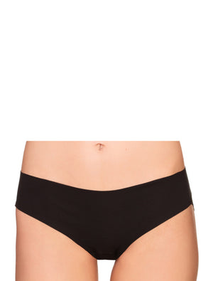 Lauma, Black Seamless Shorts Panties, On Model Front, 29F70