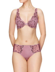 Lauma, Violet Mid Waist Shorts, On Model Front, 34J70