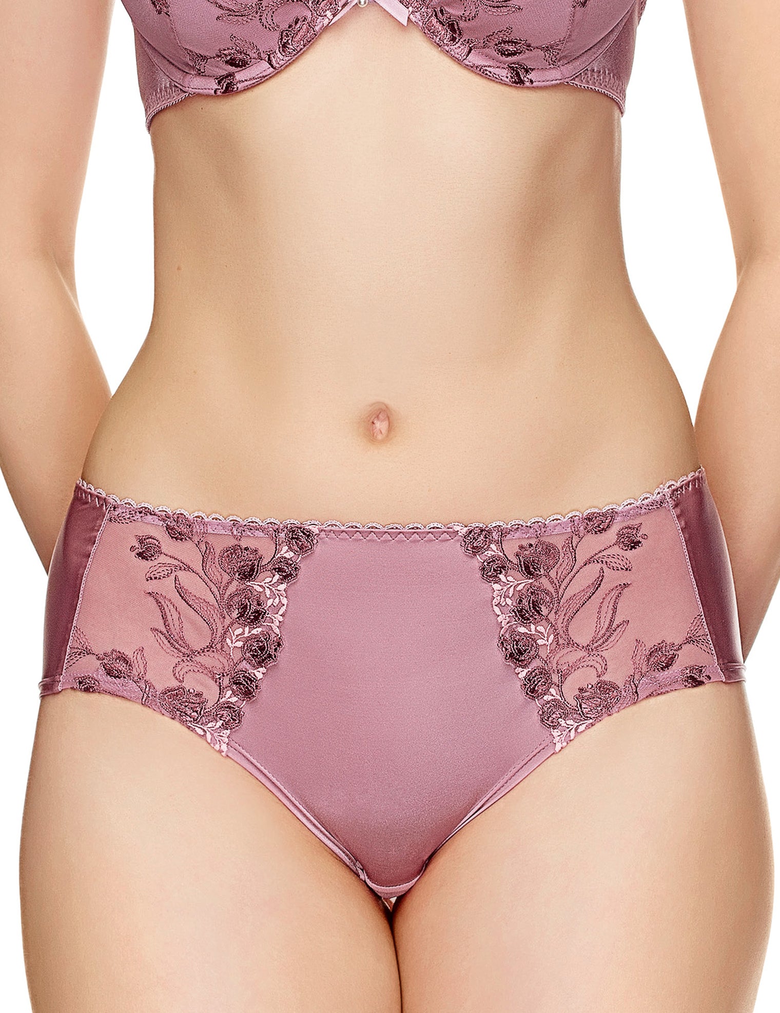 Lauma, Violet Mid Waist Shorts, On Model Front, 34J70