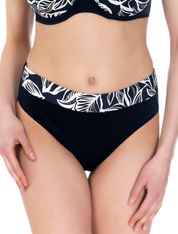 Lauma, Black Bikini Bottom, On Model Front, 40K52