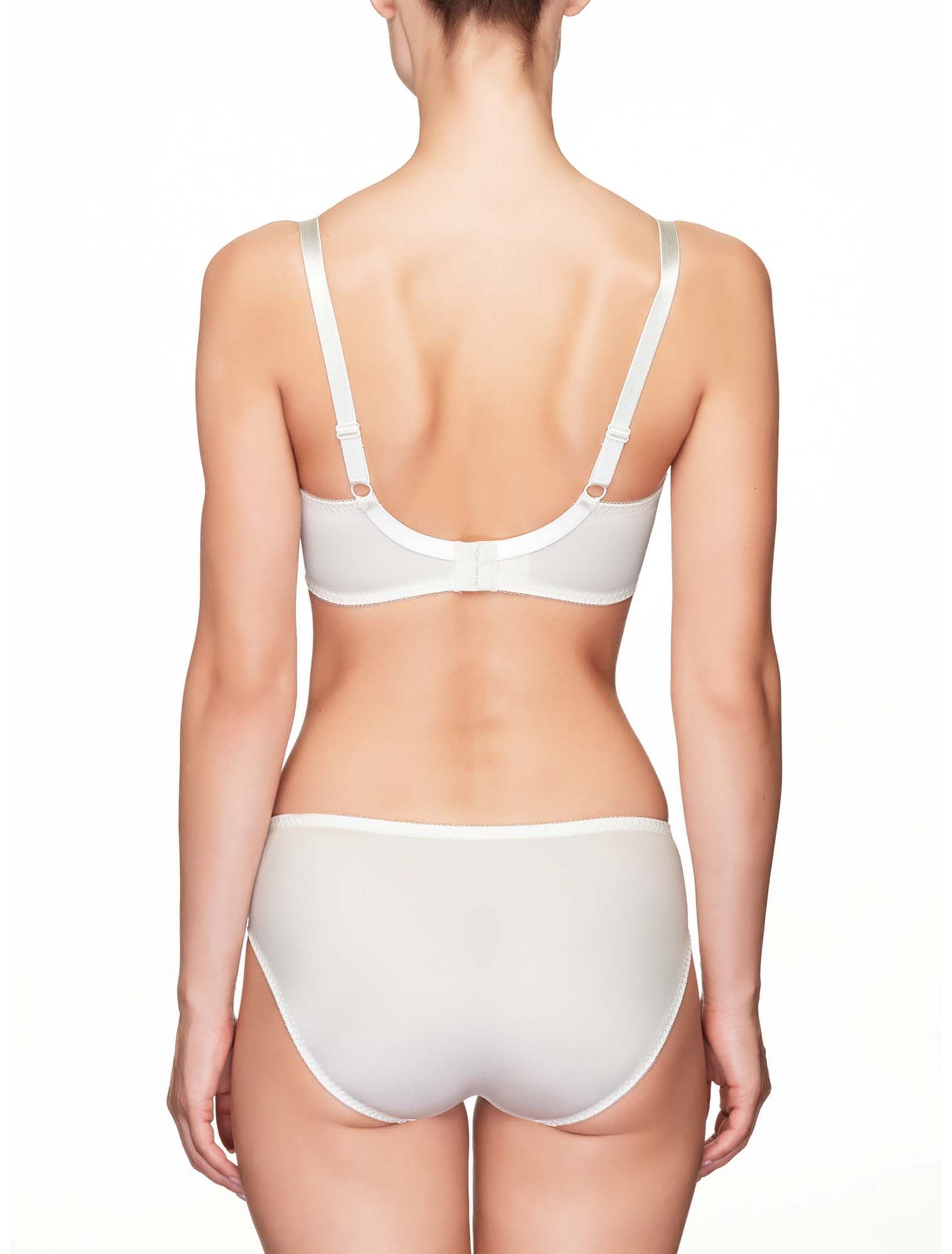 Lauma, Ivory Underwired Non padded Bra, On Model Back, 45H20