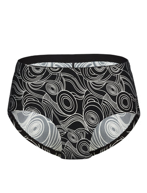 Lauma, Black Mid Waist Shorts Panties, On Model Front, 50C71