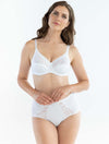 Lauma, White Underwired Half-padded Bra, On Model Front, 66A40