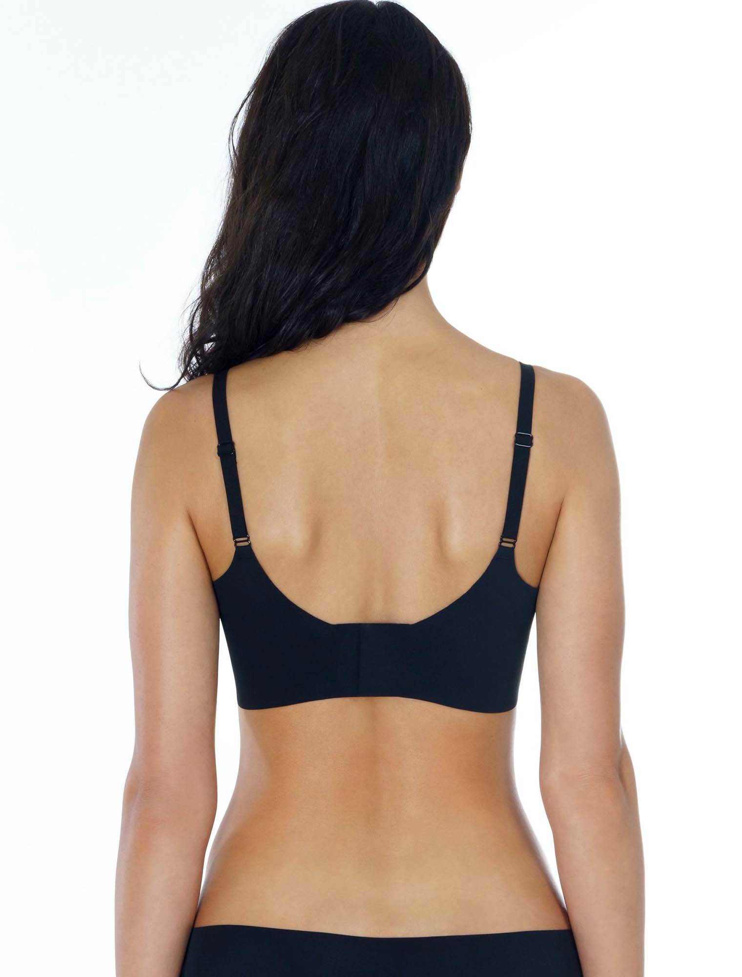 Lauma, Black Seamless Wireless Bra, On Model Back, 71D32