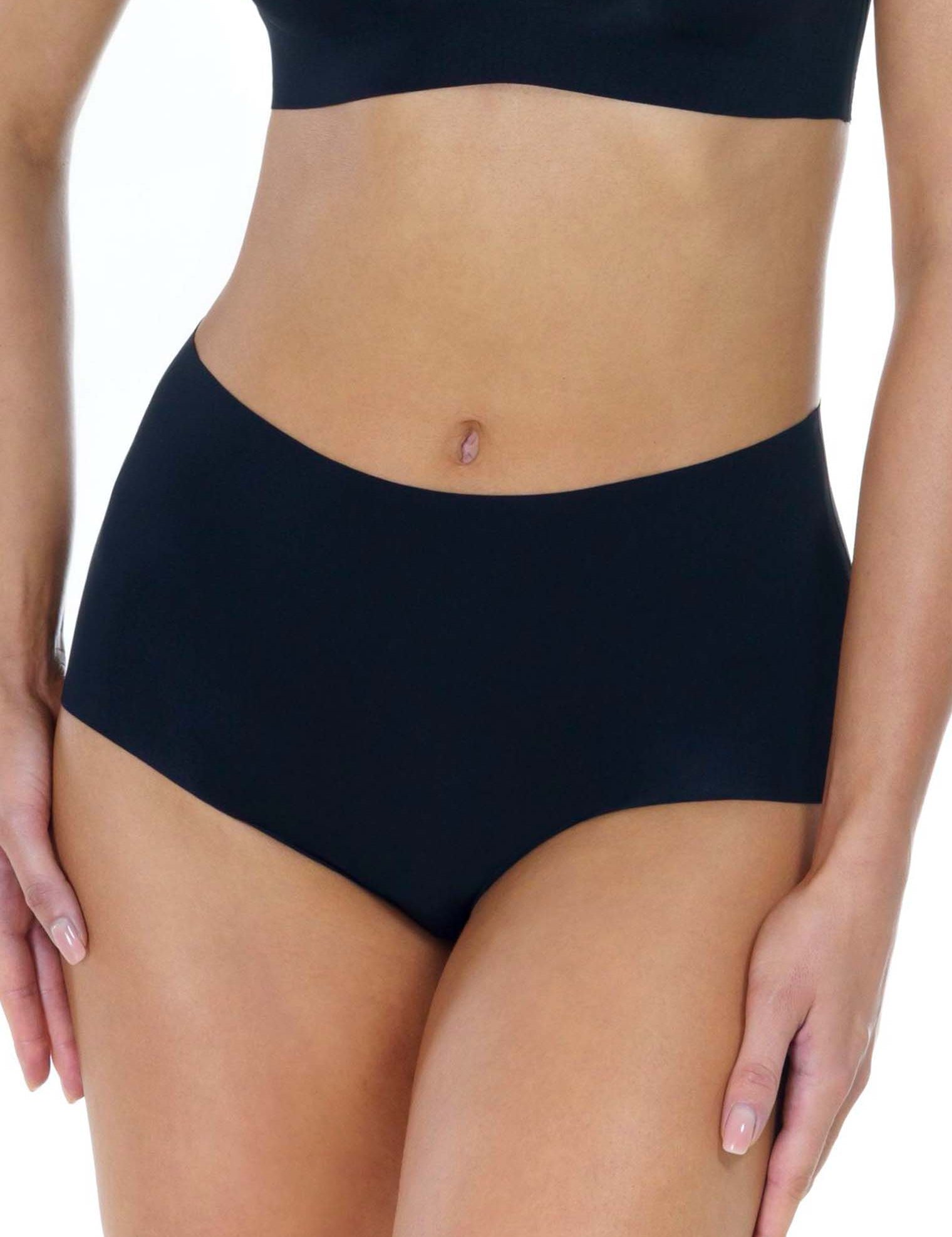 Lauma, Black High Waist Seamless Panties, On Model Front, 71D52