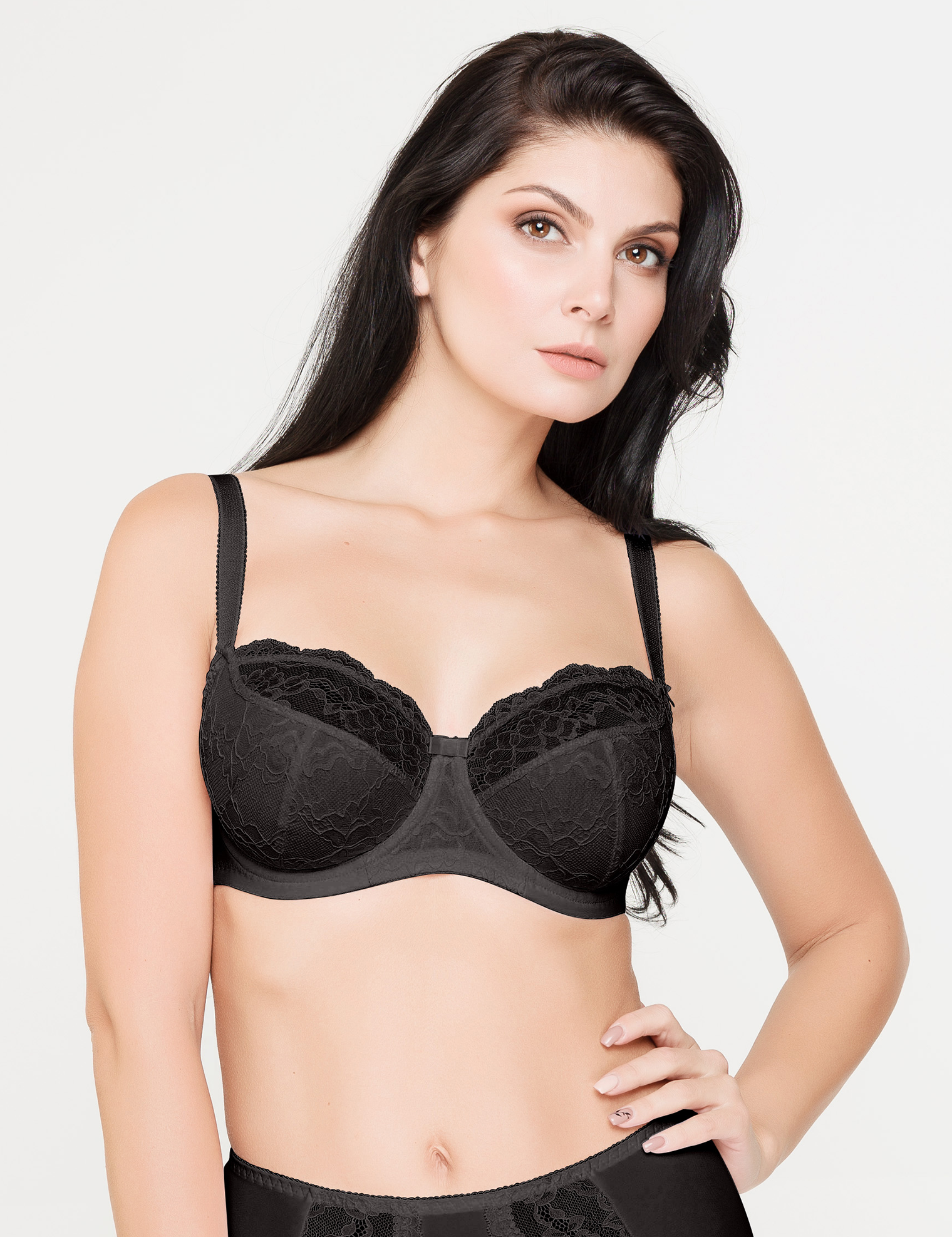 Lauma, Black Non-padded Underwired Bra, On Model Front, 72F20