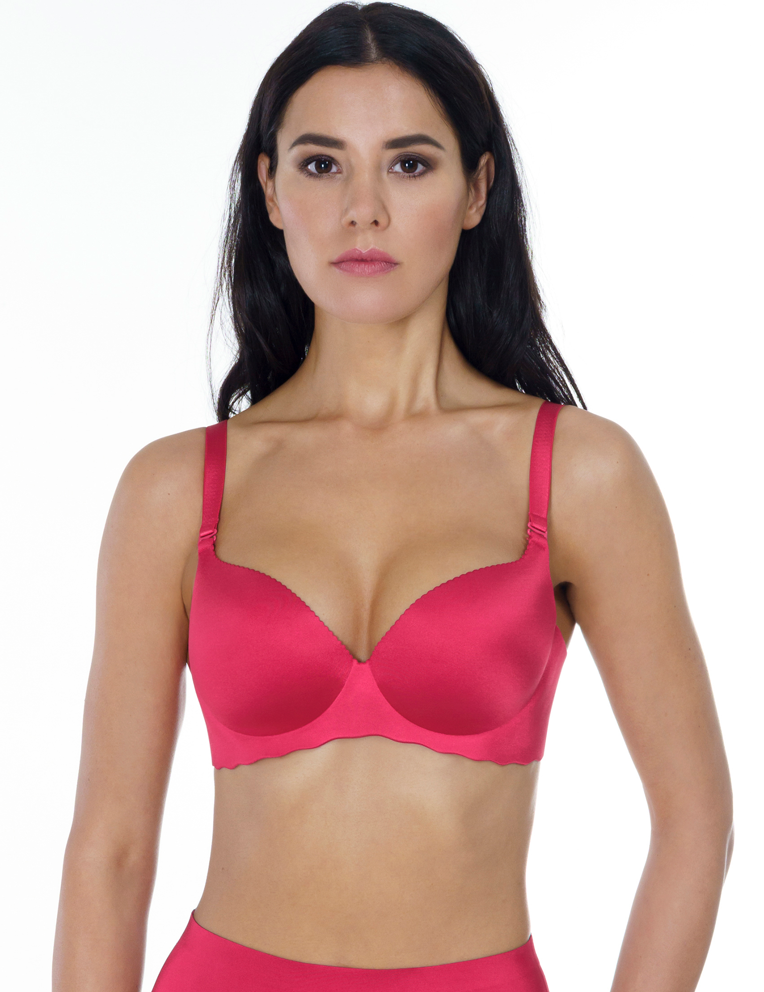 Lauma, Red Seamless Wireless One Piece T-Shirt Bra, On Model Front, 77D30