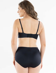 Lauma, Black Seamless Wireless One Piece T-Shirt Bra, On Model Back, 77D30