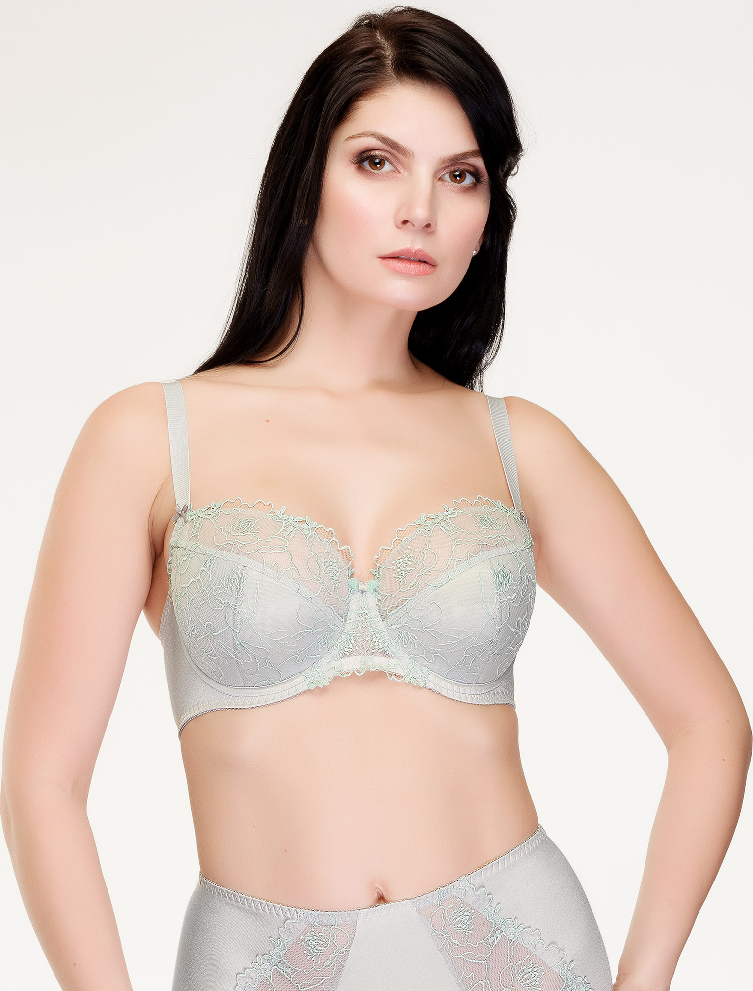 Lauma, Light Grey Half-padded Bra, On Model Front, 87J40