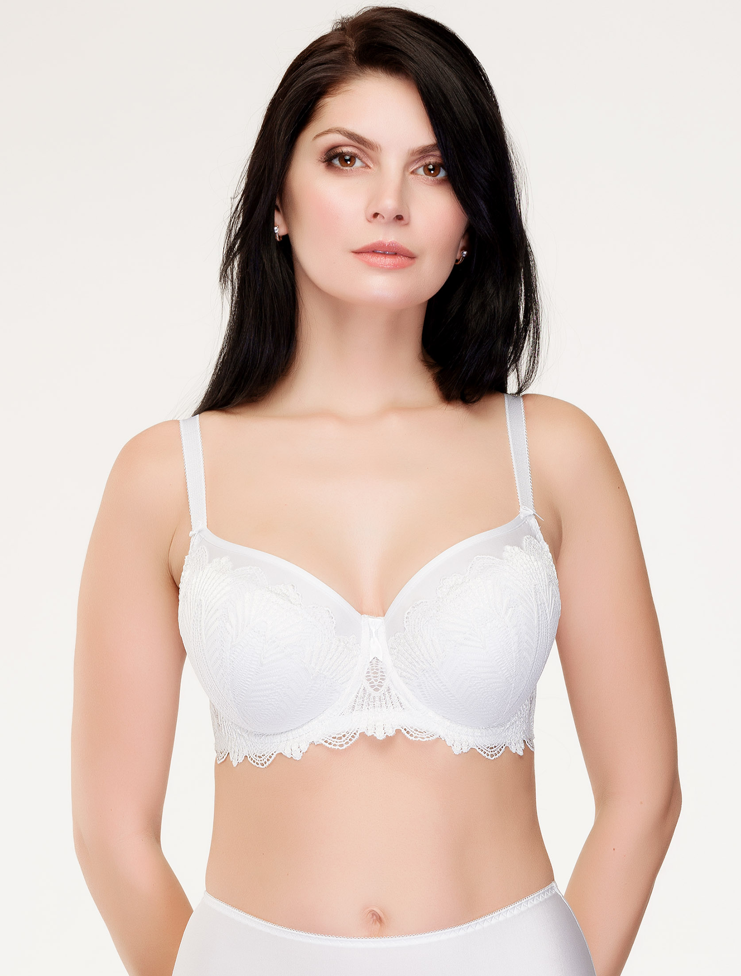 Lauma, White Half-padded Bra, On Model Front, 90J40