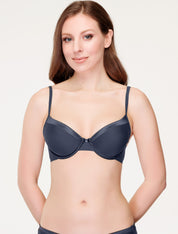 Lauma, Grey Moulded T-shirt Bra, On Model Front, 99570